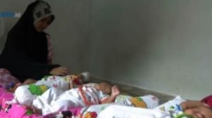 Lihat! Ibu Ini Membawa 3 Anak Kembarnya Masuk Tahanan, Kak Seto Bela-belain Istri Sambo Agar Tak Dibui, Netizen: Dibayar Berapa Sama Ibu PC?